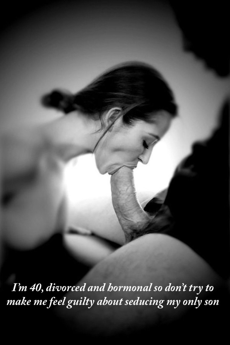 Simoni Diamond Cumshots