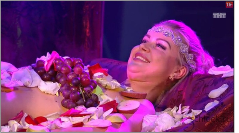 Marina Afrikantova in underwear