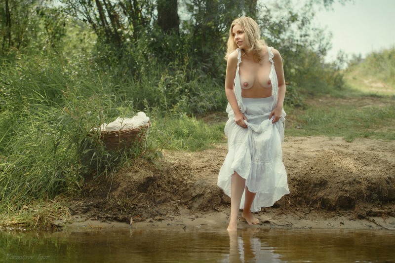 Igor Vorontsov village girls