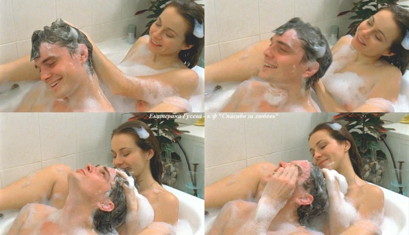 Ekaterina Guseva Naked in the bathroom