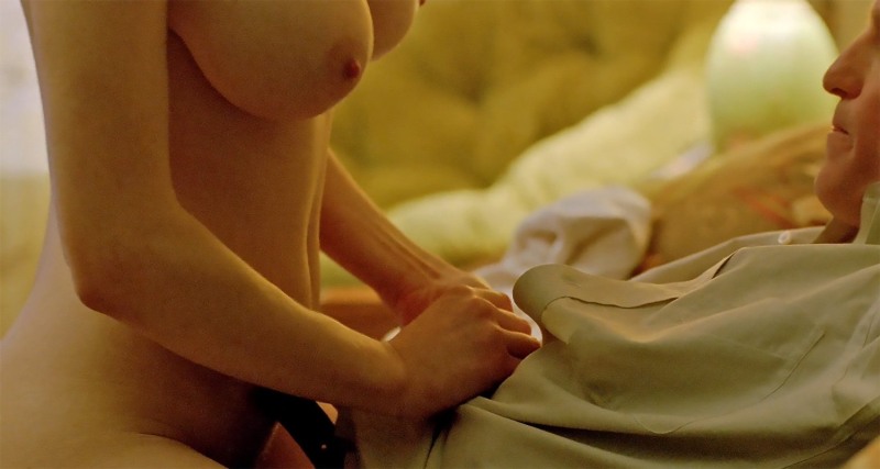 Alexandra Daddario bed stage