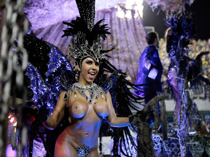 Rio Carnival (Rio Carnival) nude