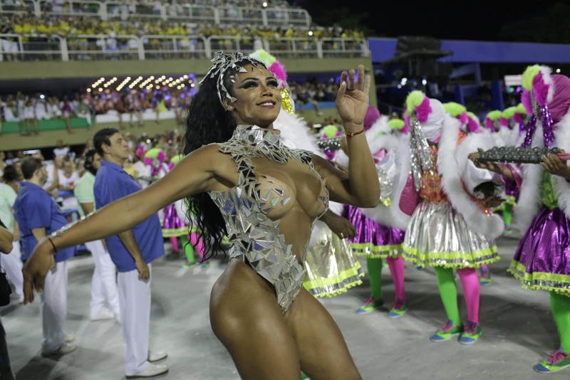 Andrea Martins Brazili Carnival