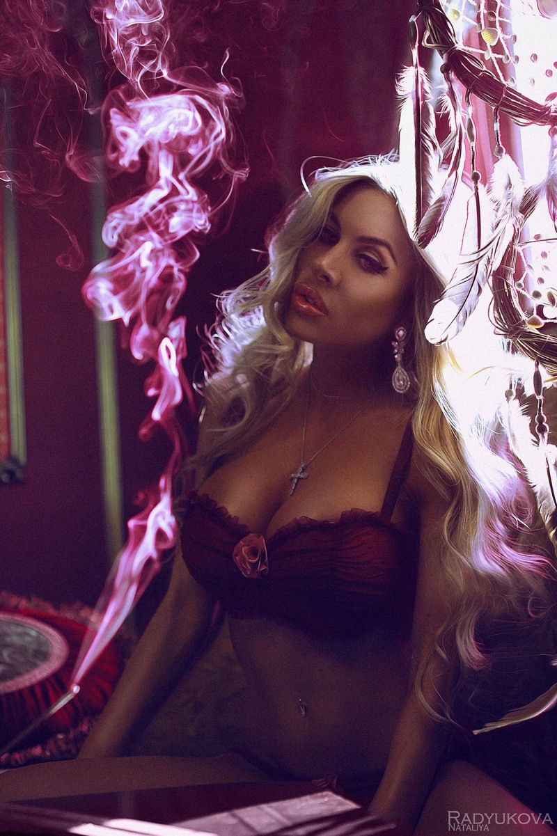 Elina Svetlova Bikini