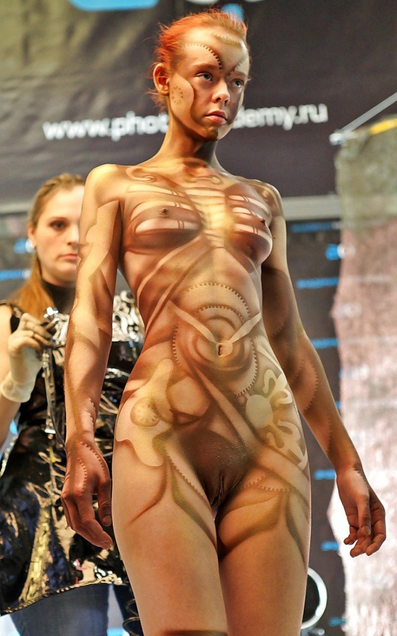 Drawing on a naked female body
