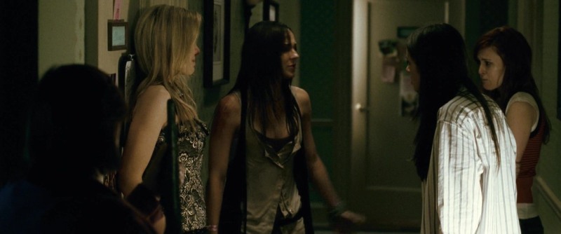 Margot Harshman Scream in the hostel