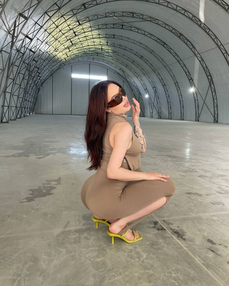 Daria Zoteeva Instasamka 2021 drain