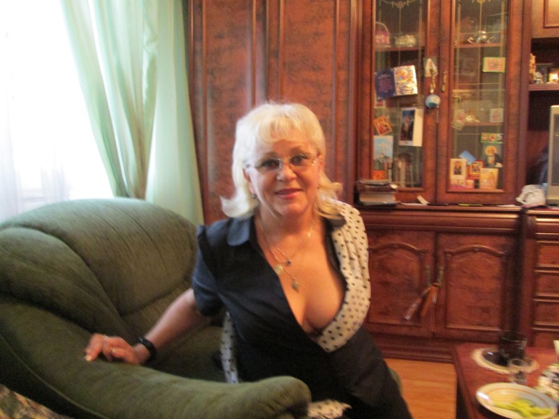 Older women for meetings