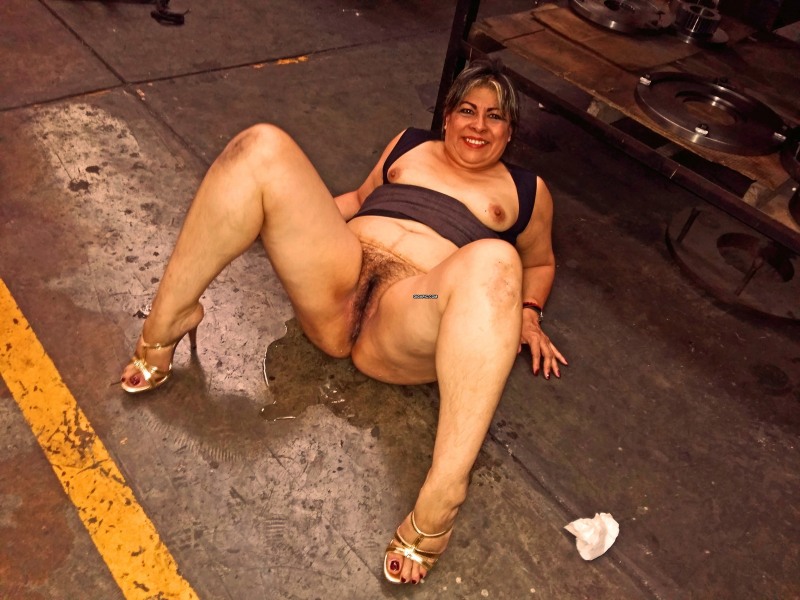 Beauty fucks with a bum