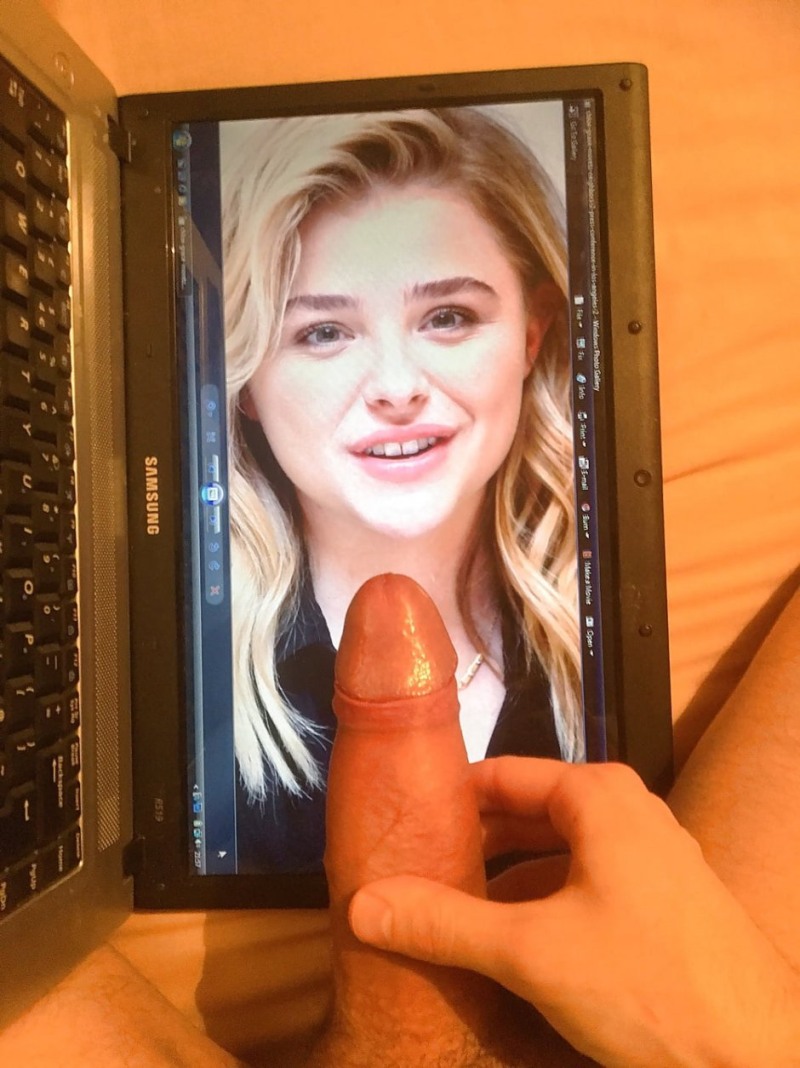 Chloe Grace Morets hackers