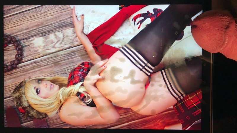 Jessica Nigri cosplay boobs