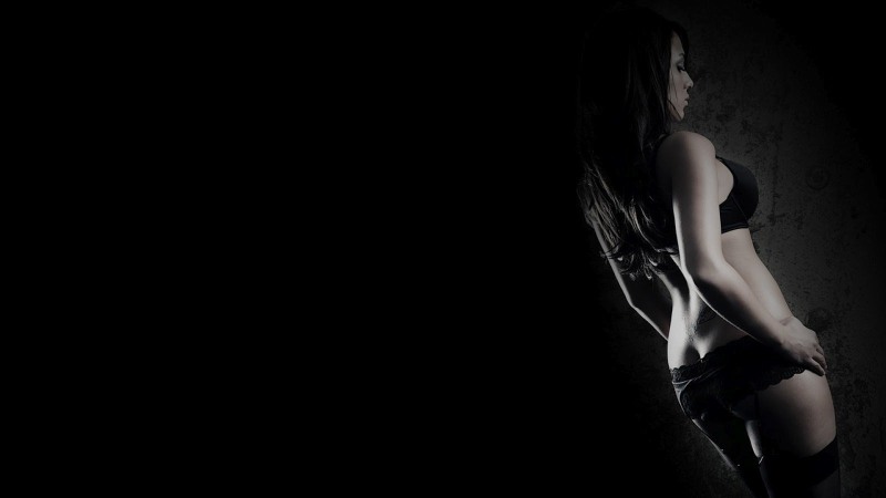 Brandi Glanville and Denise Richards Lesbian