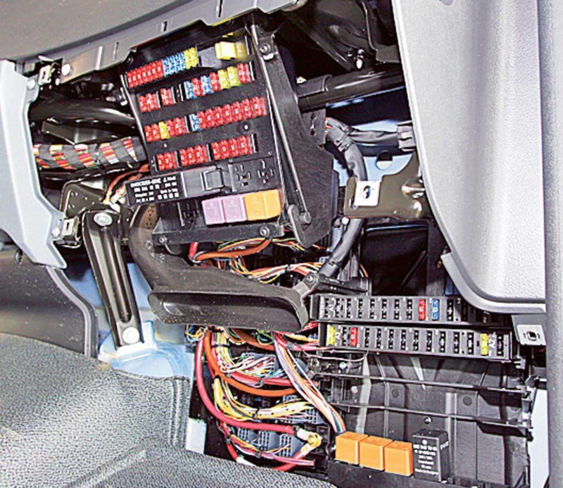 Electric circuit Volkswagen Tiguan 1.4