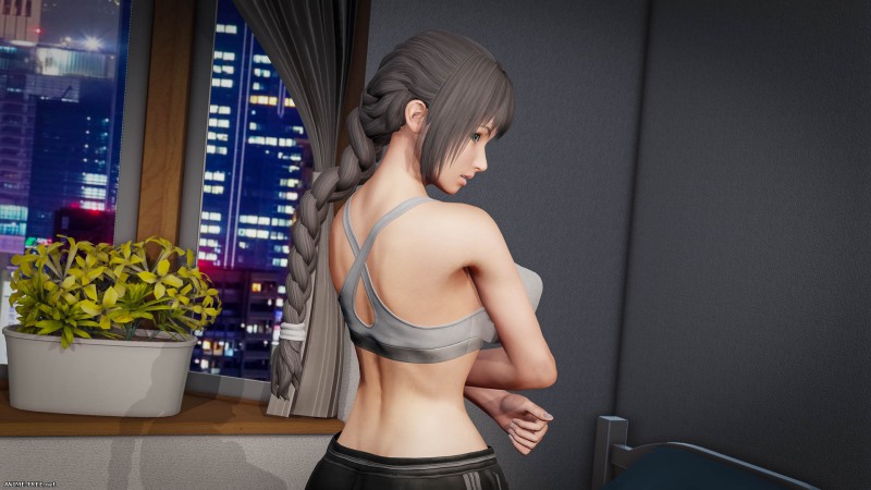 Bodybuilder Larisa flight 18