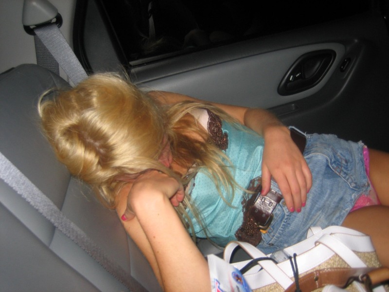 Girl sleeps without panties