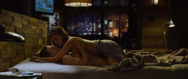 Mila Kunis naked tray fake