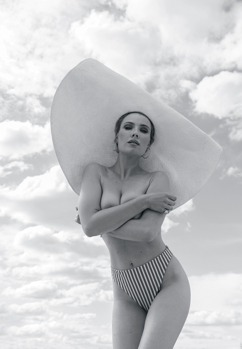 Swedish actress Victoria Silvstedt XXX