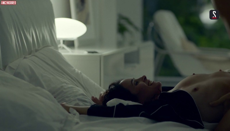 Olga Sutulova bed scene