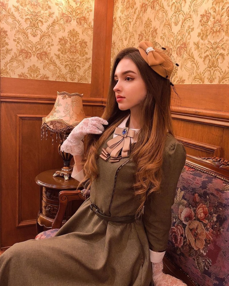 Elena Karimova Korea