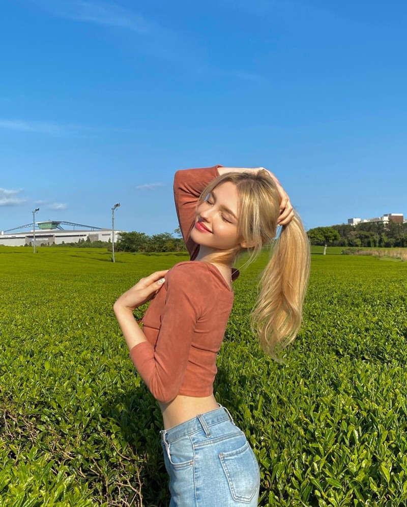 Blondiewithackk Model Naked