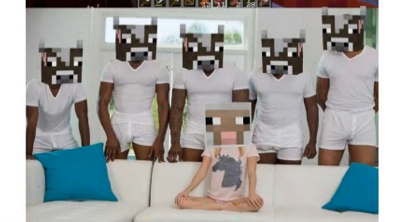 Eva Elfie joint photo