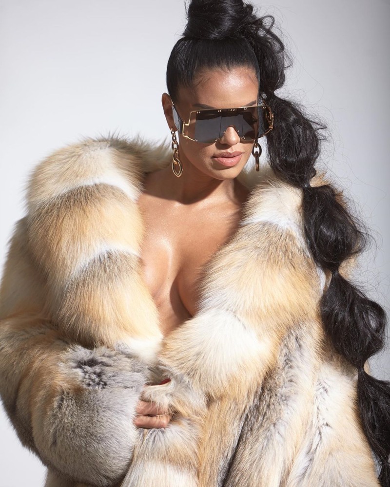 Naked beauties in furs