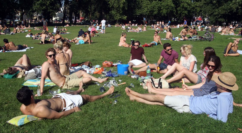 Marika Kraaav Parachute