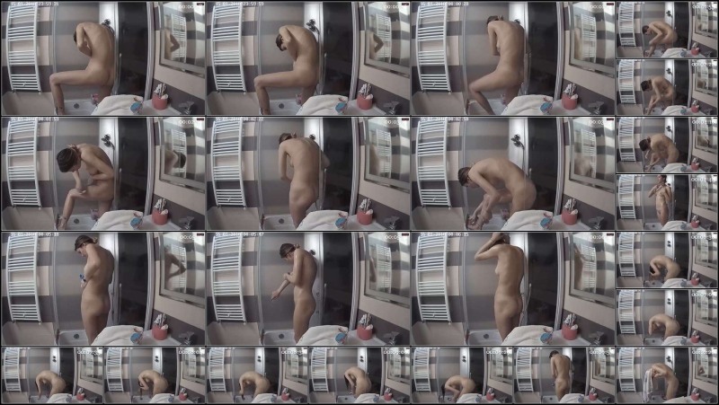 Anime fell on the bed