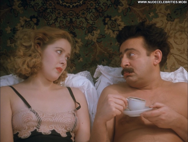 Negligee: Spring Clean Prelude