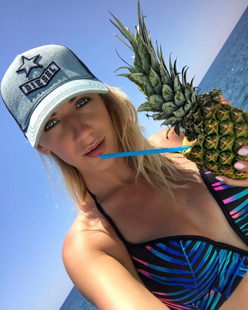 Regina Todorenko is hot