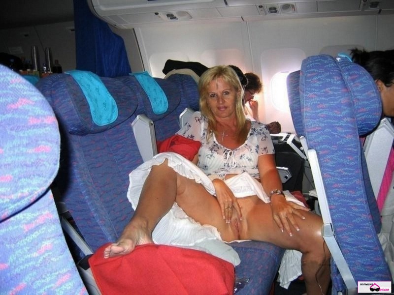 Girls without panties on an airplane