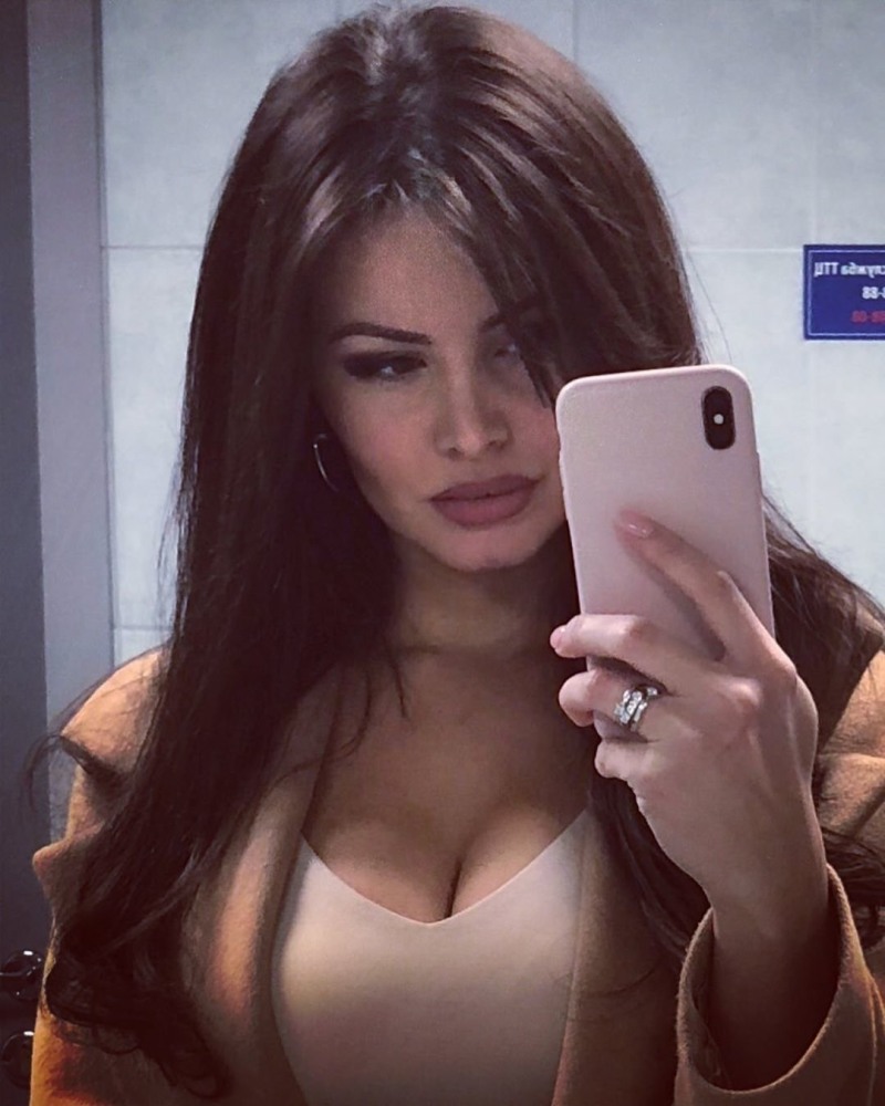 Renata Black Pornstar Images and Adult DVDS