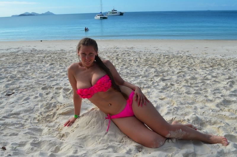 Posted on the Internet the former nude