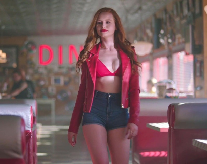 Cheryl Blossom Riverdale in a jacket of snakes