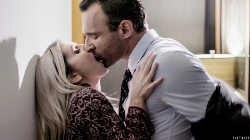 40 Years Old, Temptations of a Married Woman Fuck