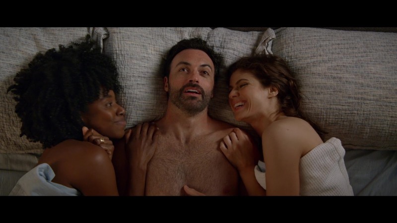 Bed scene with Alexandra Daddario and Kirby Haell-Baptist