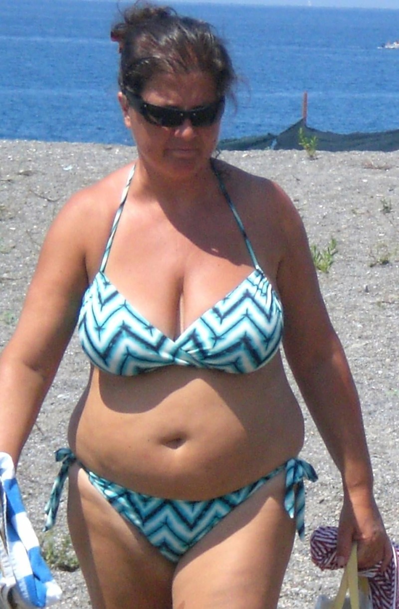 Mature grandmothers in swimsuits