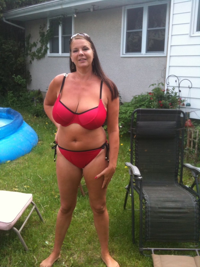 Fat Grenny Matur beach sleeps