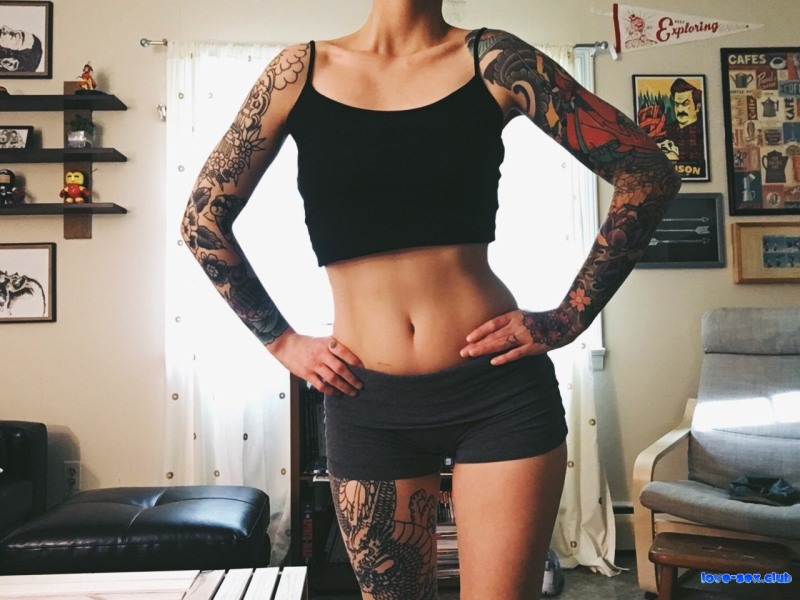 Schoolgirls Tattoos 16+ VK