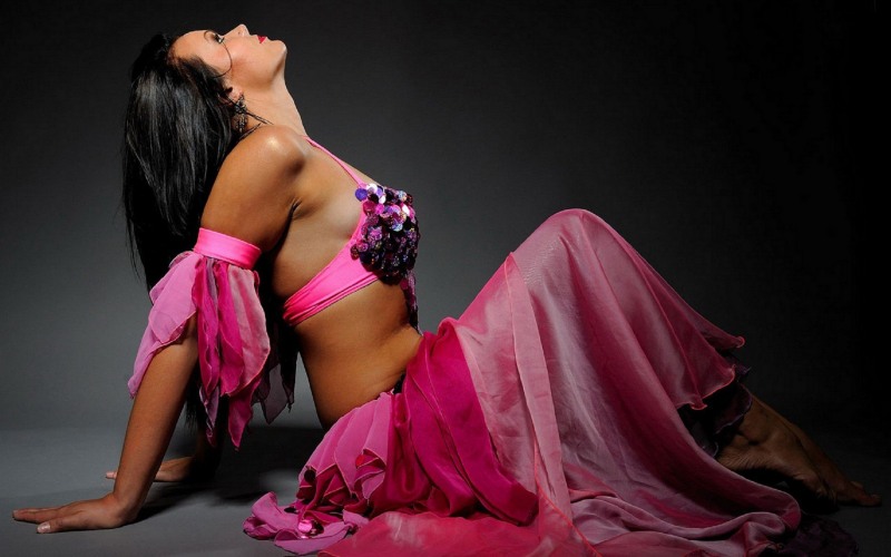 Liana Shakurova Dancer