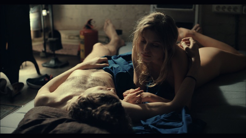 Series normal people scenes