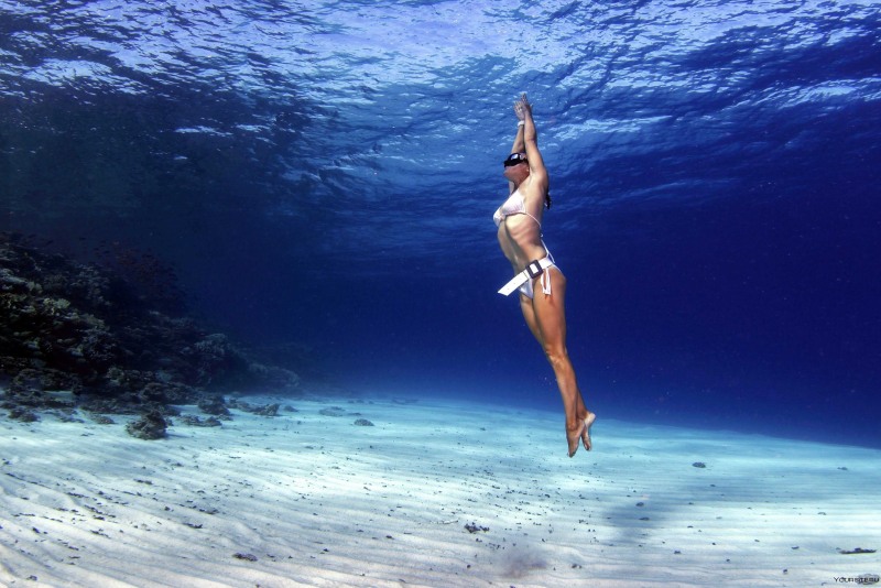 Diving girl