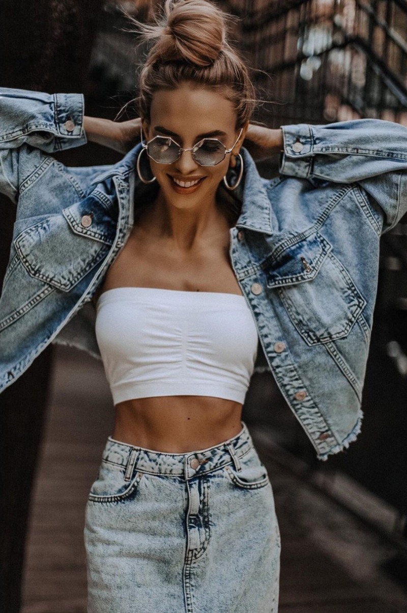 Clava Coca in underwear