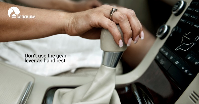 Female masturbation in the car