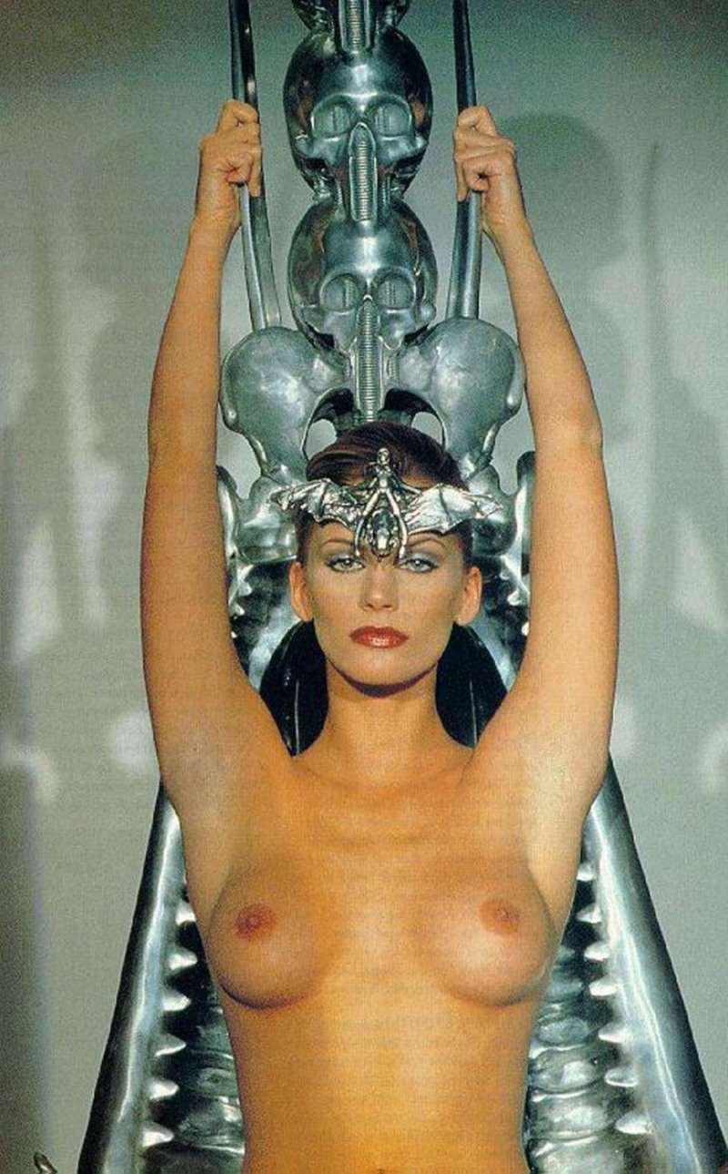 Natasha Henstrida Erotic scenes