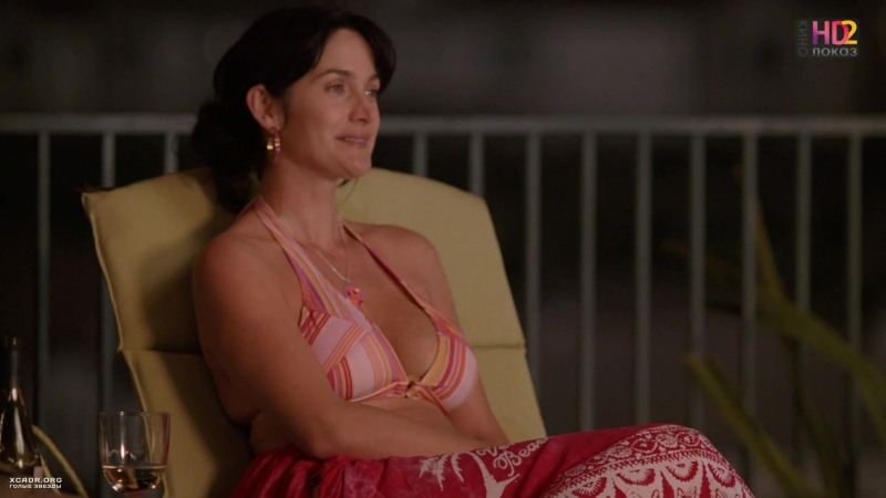 Carrie Anne Moss at the premiere of 4 parts