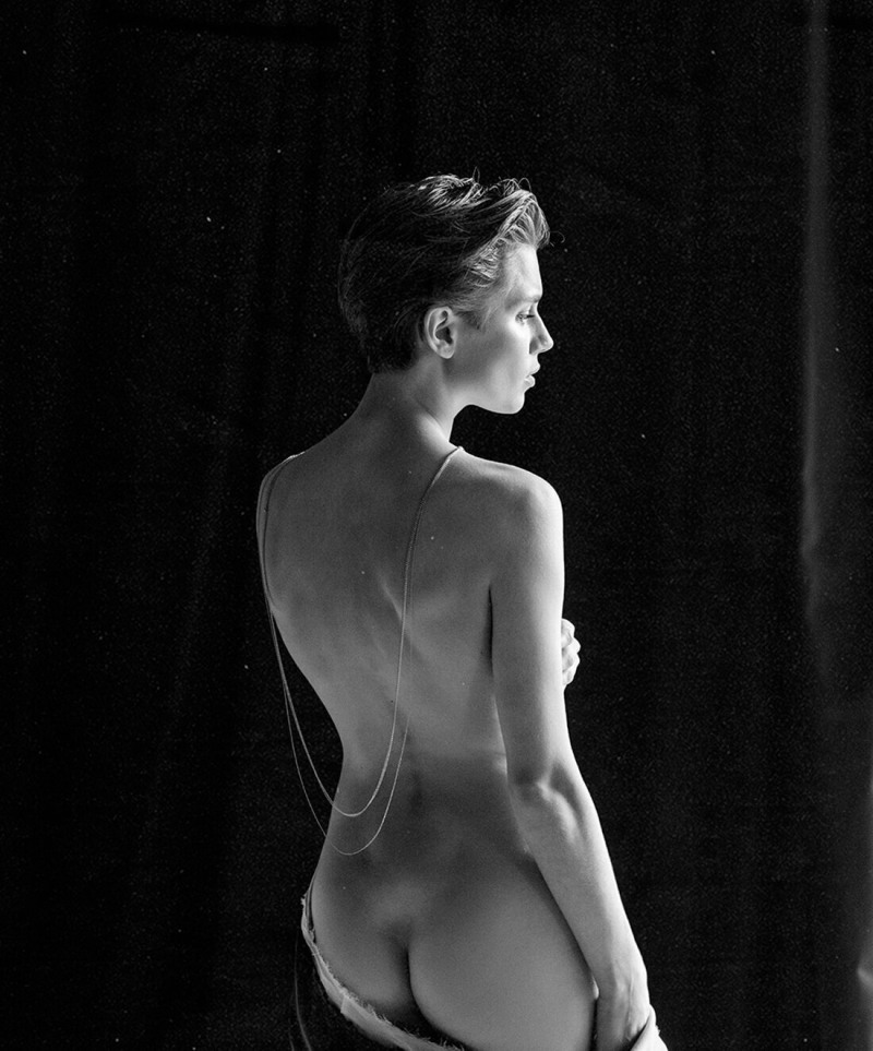 Naked Dasha Melnikova, dad's daughter