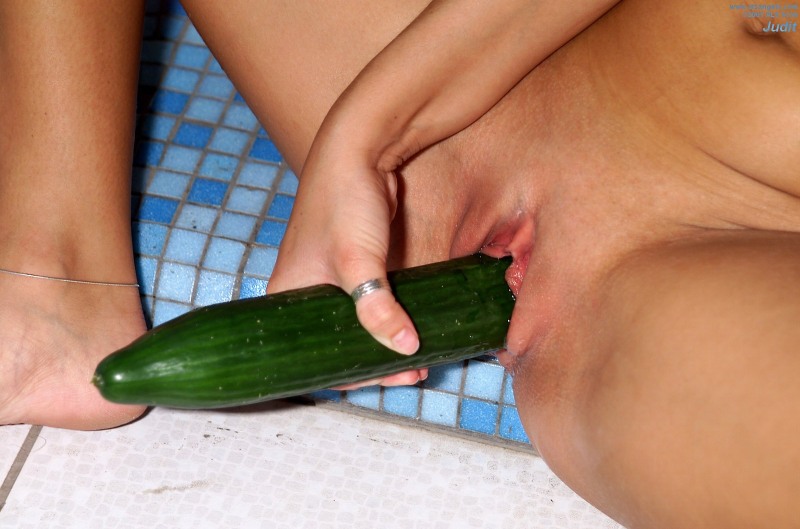 Girls masturbation with vegetables