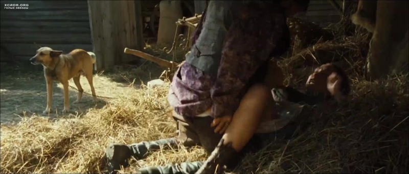 Actress Daria Yekamasova Nude