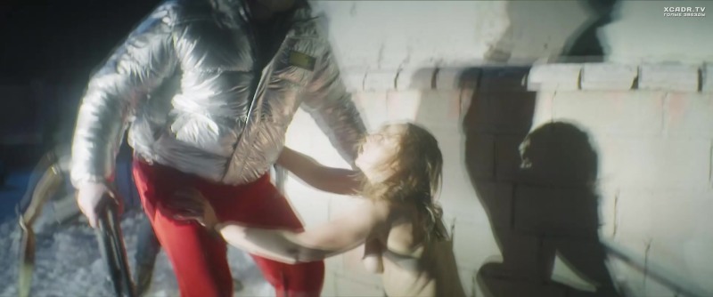 Actress Daria Yekamasova Nude